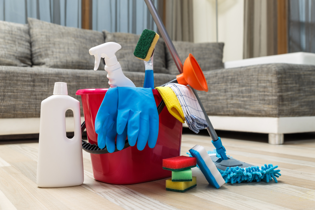 <p>Cleaning Service</p>